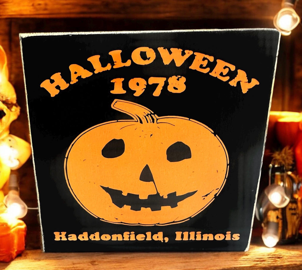 Halloween Sign, 1978, Haddonfield, Illinois, Farmhouse Decor, Distressed, Farmhouse, Handmade, Halloween, Michael Myers