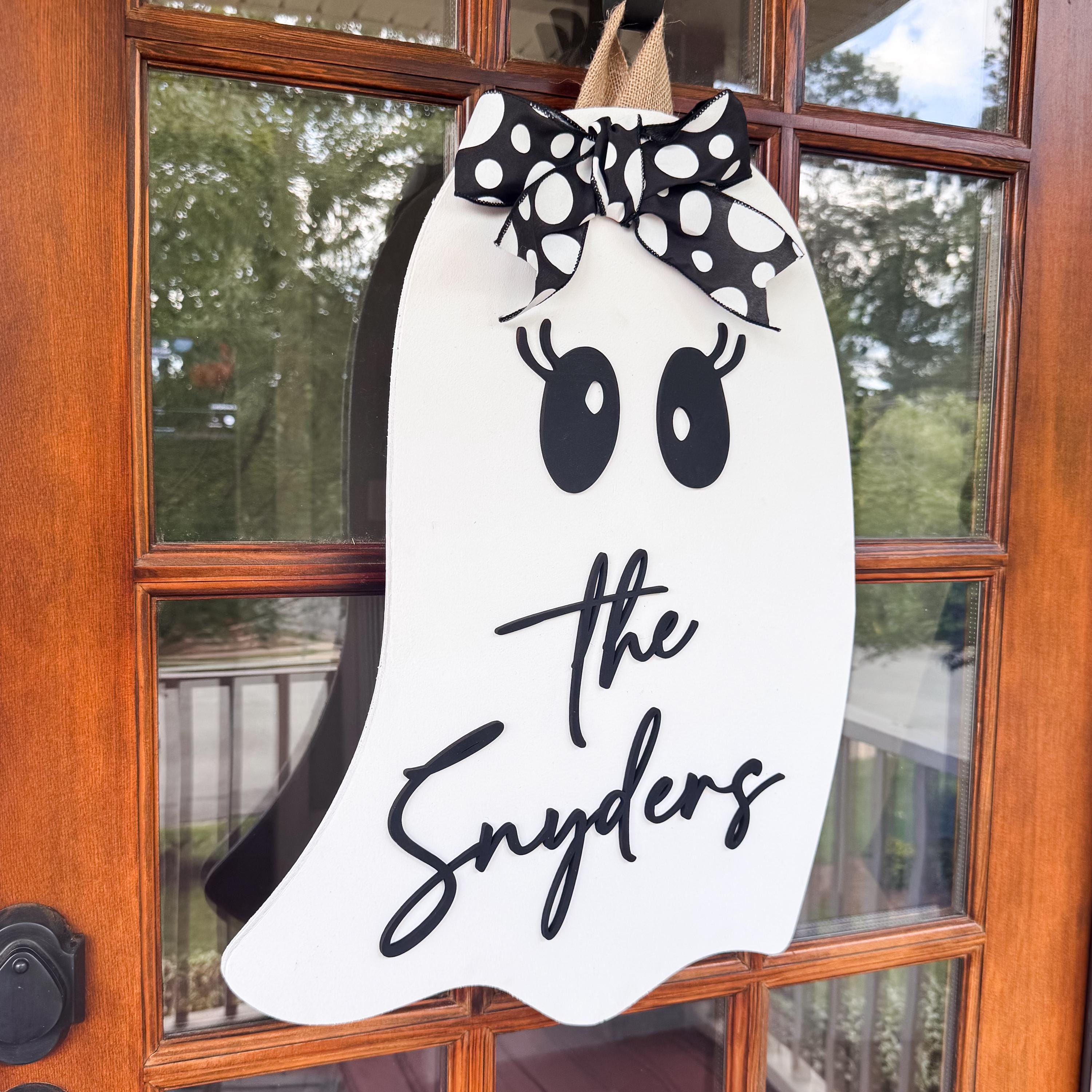 Ghost Door Hanger | Halloween Door Hanger | Hey Boo Ghost Door Hanger | Front door decor | Wooden Door Hanger | Pumpkin Fall Door Sign
