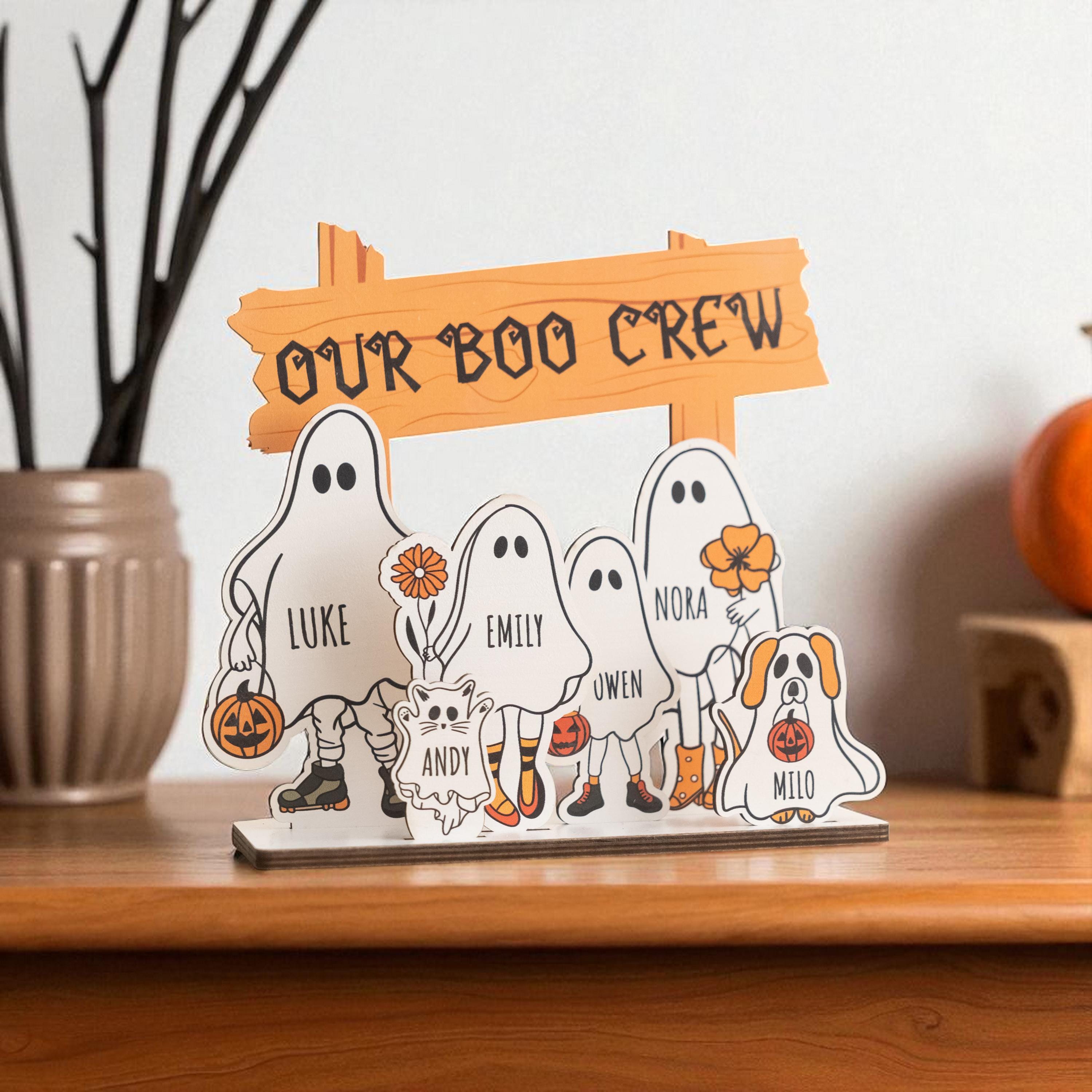 Personalized Halloween Ghost Family Sign – Custom Wooden Ghost Decor with Names – Halloween Tabletop Decoration for Home or Office